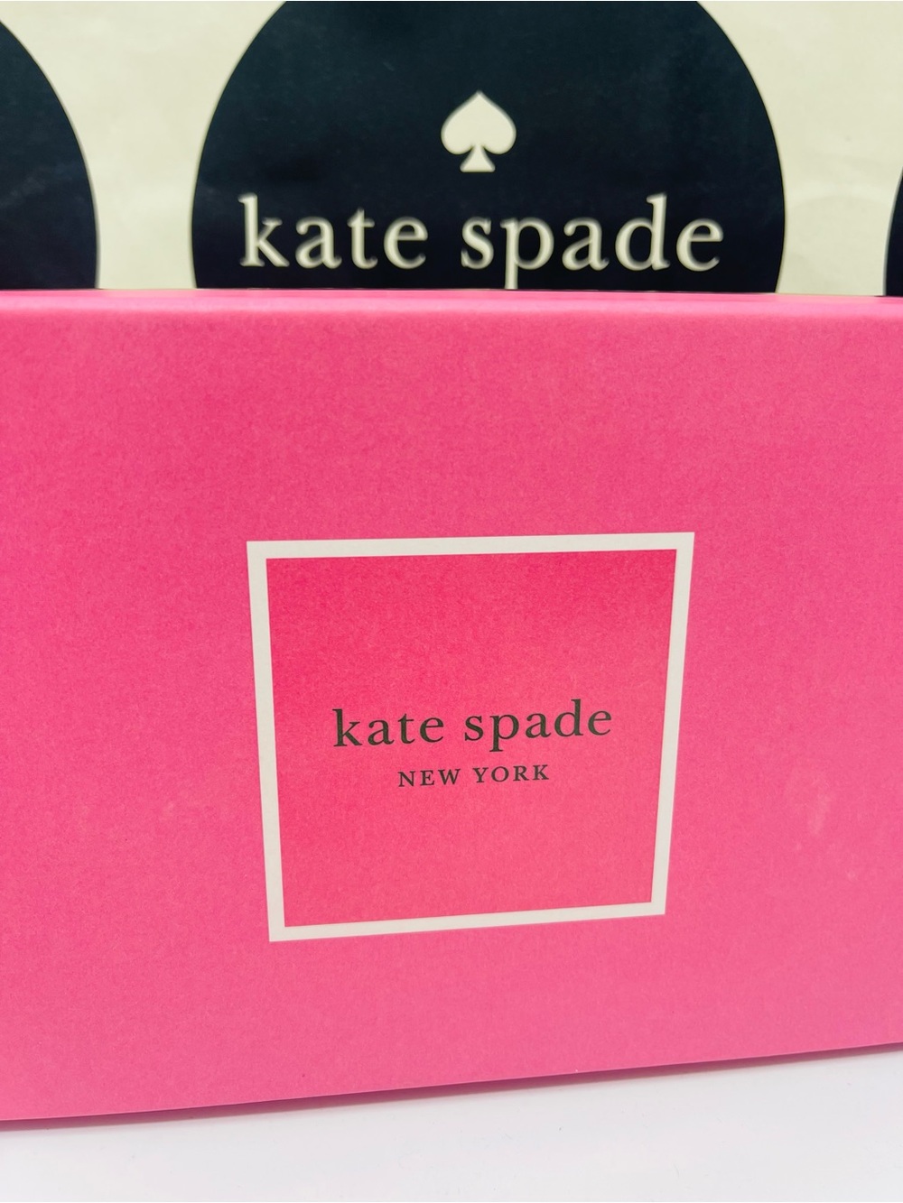 Kate Spade Bright Pink Gift Box - Picture 10 of 16